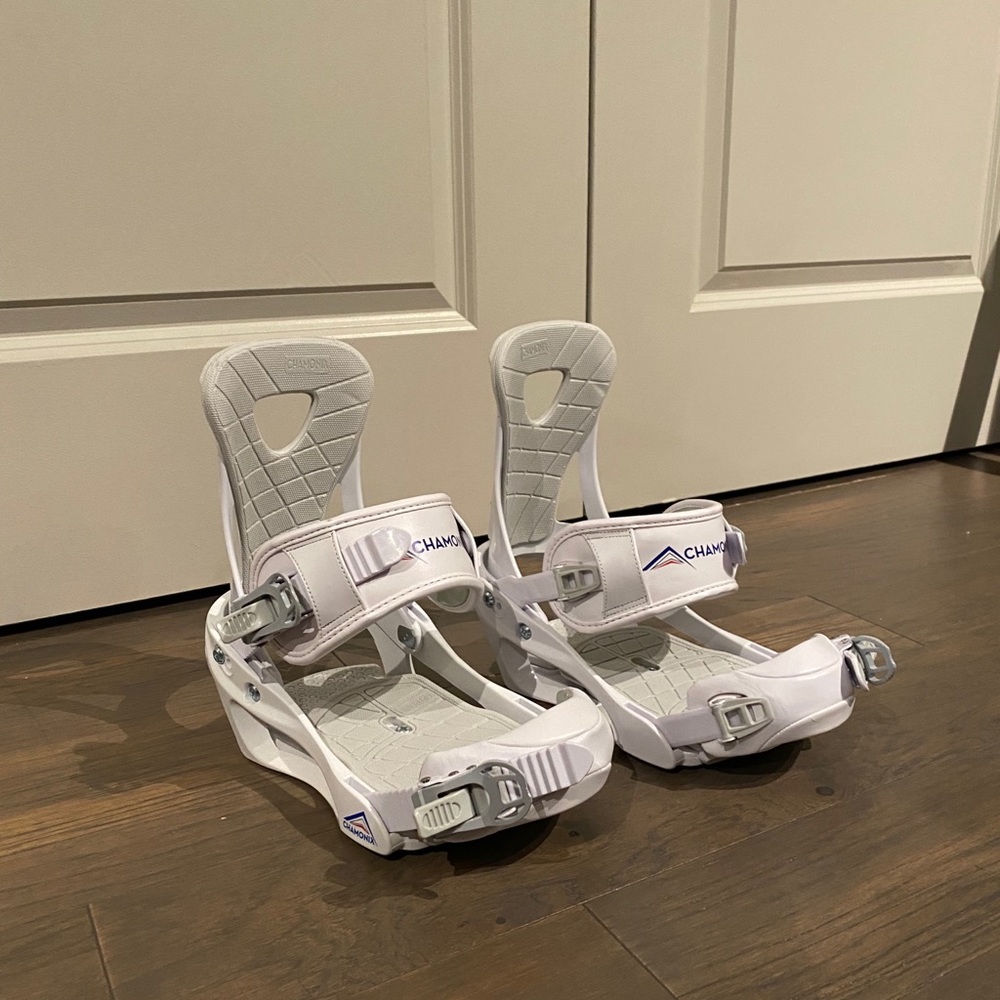 Snowboard bindings